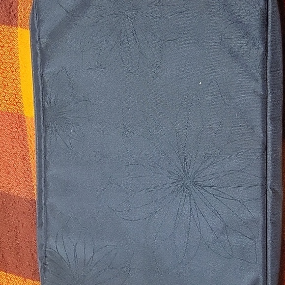 ***5=$20***Golla laptop bag - Picture 3 of 3